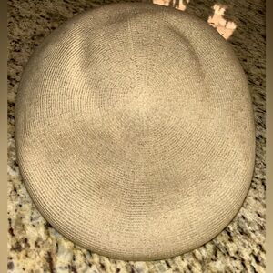 Kangol Tropic 504 Tan size small Ventair cap. NWT! Nice $5p retail
